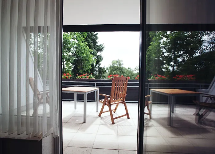 Отель Bergschloesschen Зиммерн