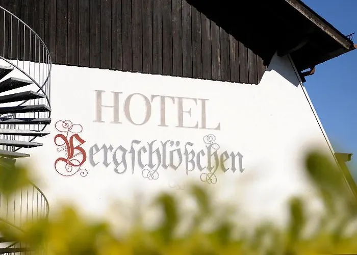 Отель Bergschloesschen 3*